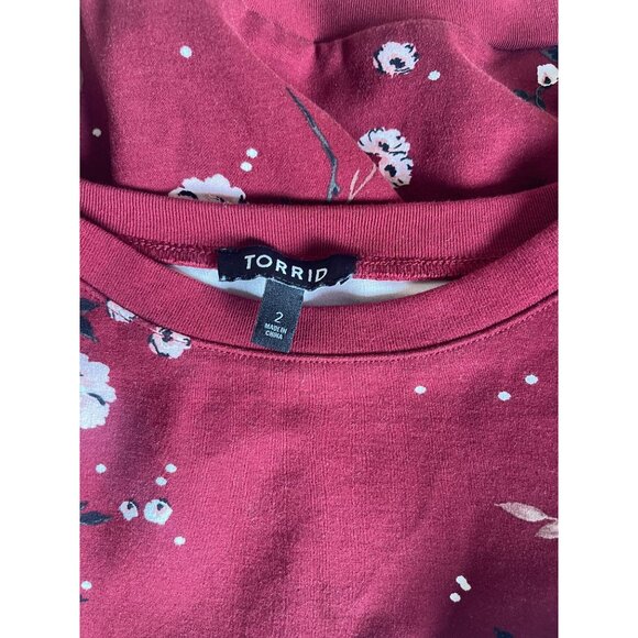 TORRID 2X Red Floral Crewneck Ponte  Sweatshirt Long Sleeve Cropped - Picture 5 of 12